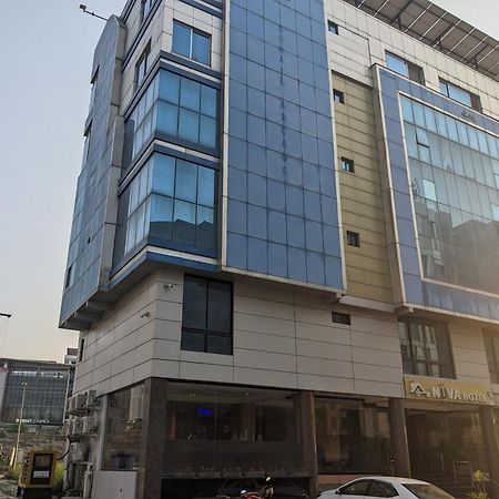 Nueva Hotel Исламабад Екстериор снимка