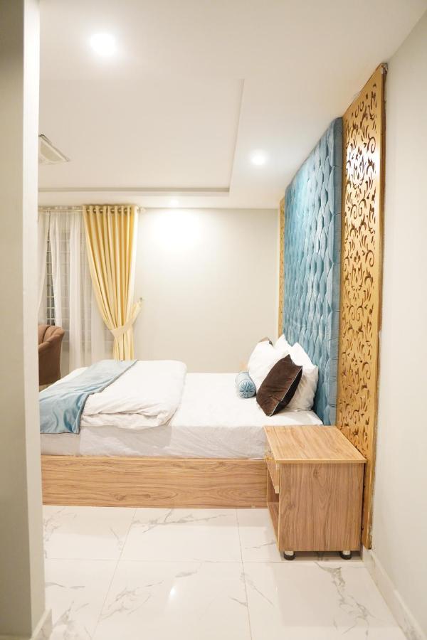 Nueva Hotel Исламабад Екстериор снимка
