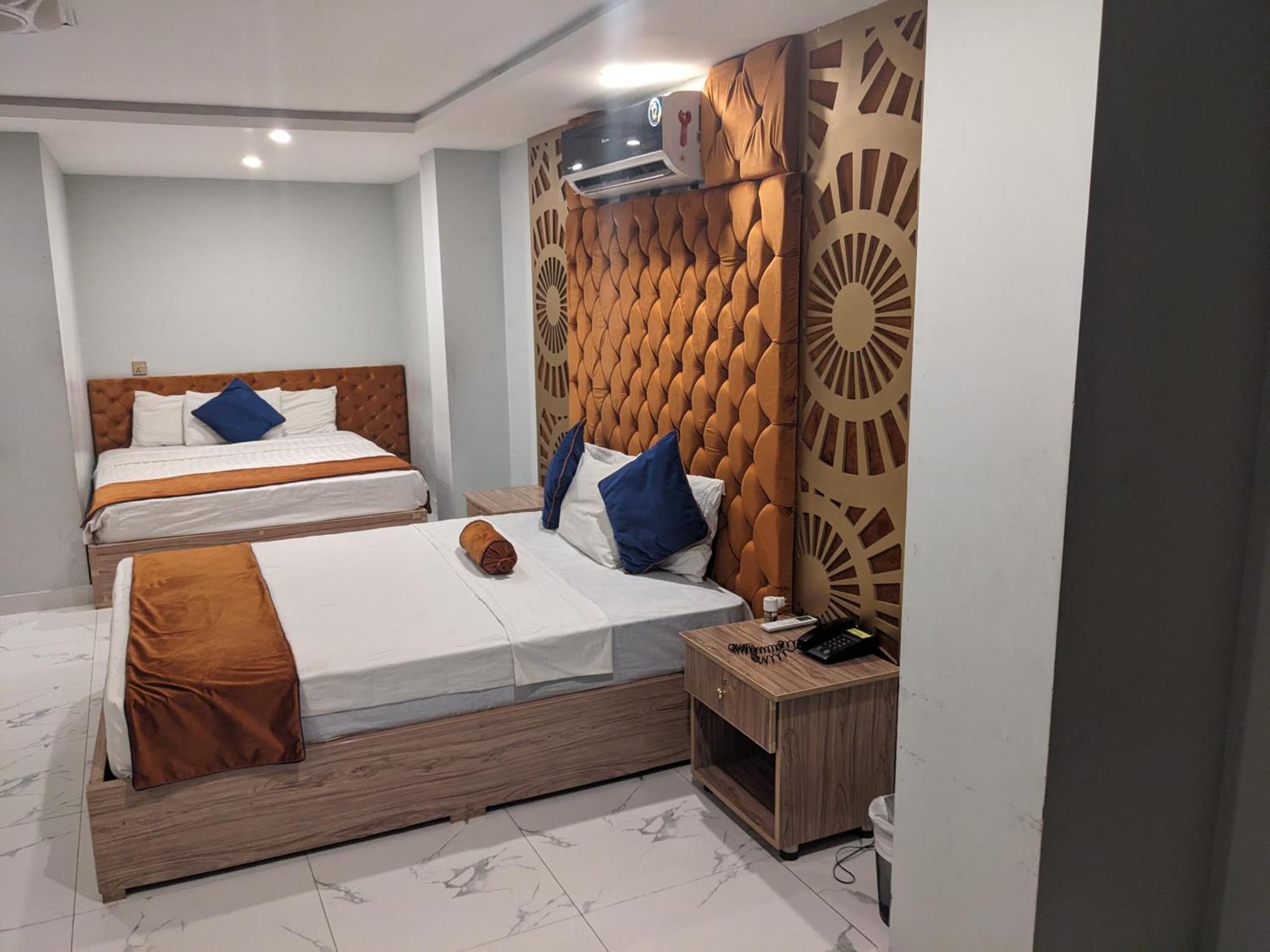Nueva Hotel Исламабад Екстериор снимка